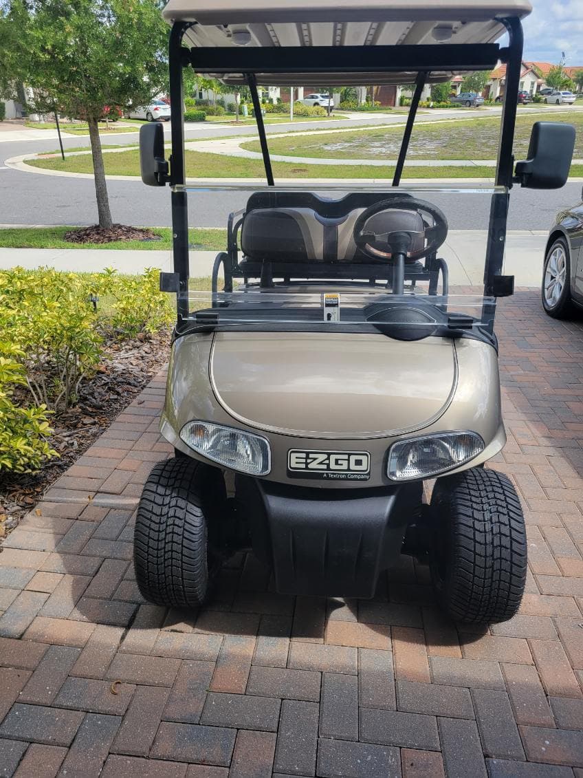 2014 EZGO Electric 4-Seater Golf Cart